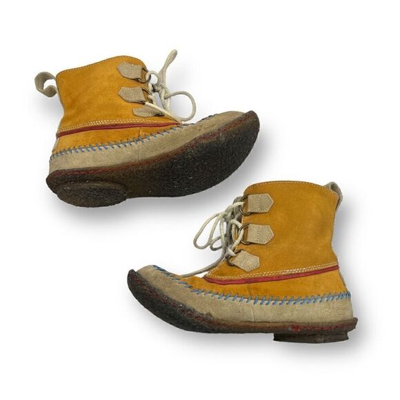 Sorel Joplin Moccasin Suede Gum Sole Boots Size 7 - Picture 2 of 6
